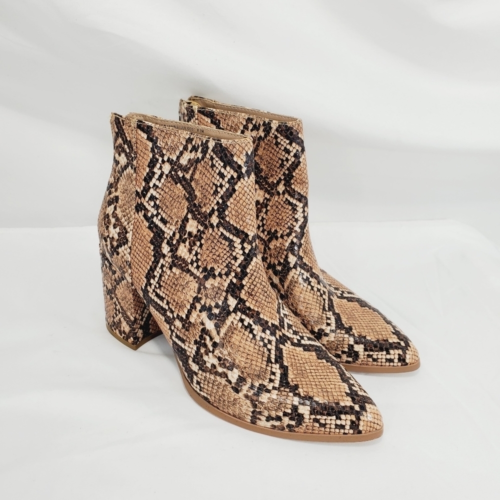 Steve Madden Julianna Pointed Toe Beige Snake Skin Ankle boots side zip size 8.5 - Picture 6 of 8